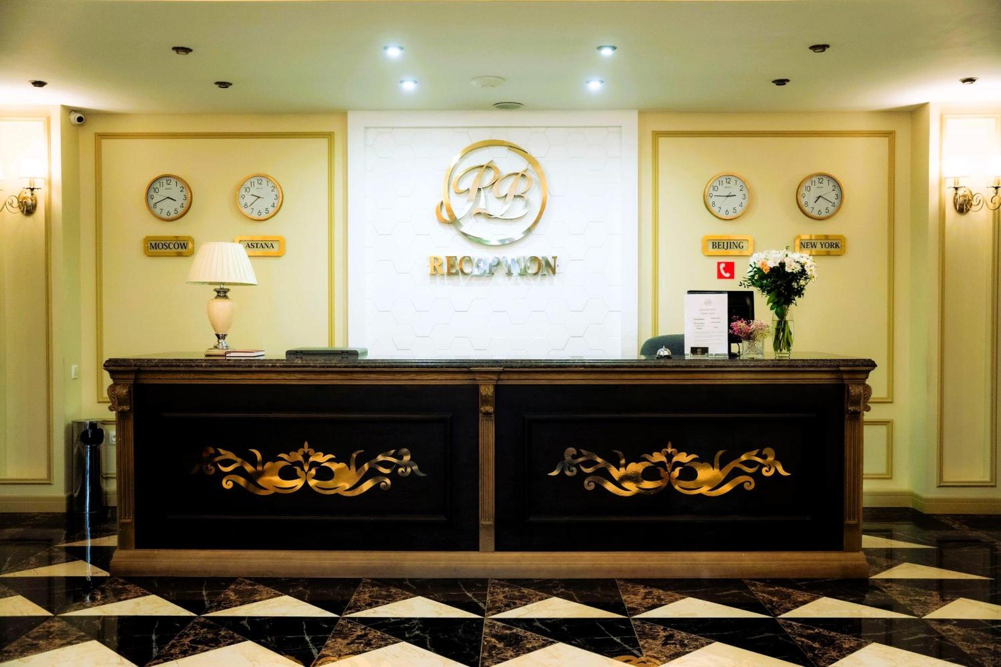 Hotel Royal Bv Ustʼ-Kamenogorsk Zewnętrze zdjęcie