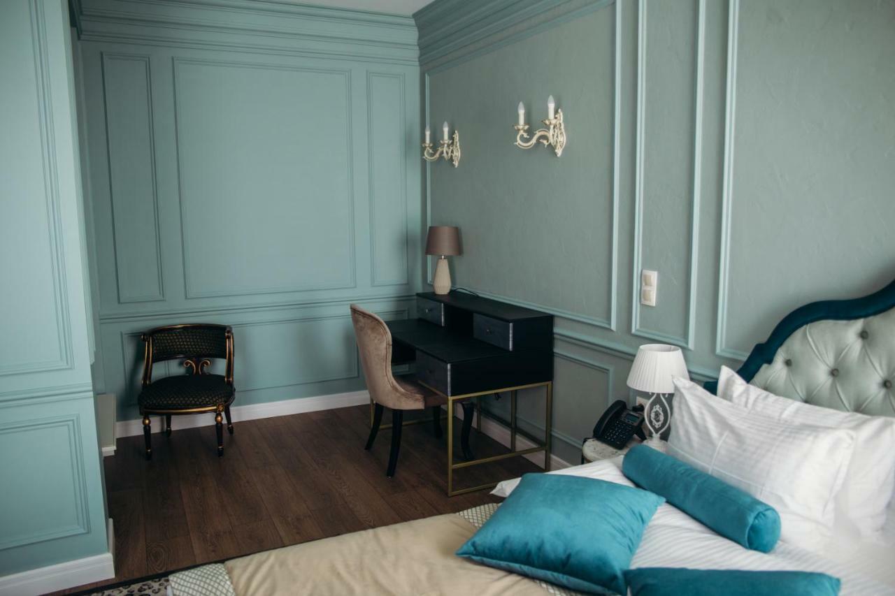 Hotel Royal Bv Ustʼ-Kamenogorsk Zewnętrze zdjęcie